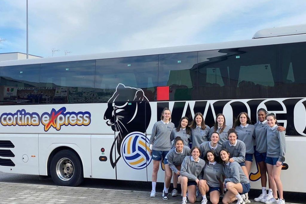 코르티나 익스프레스