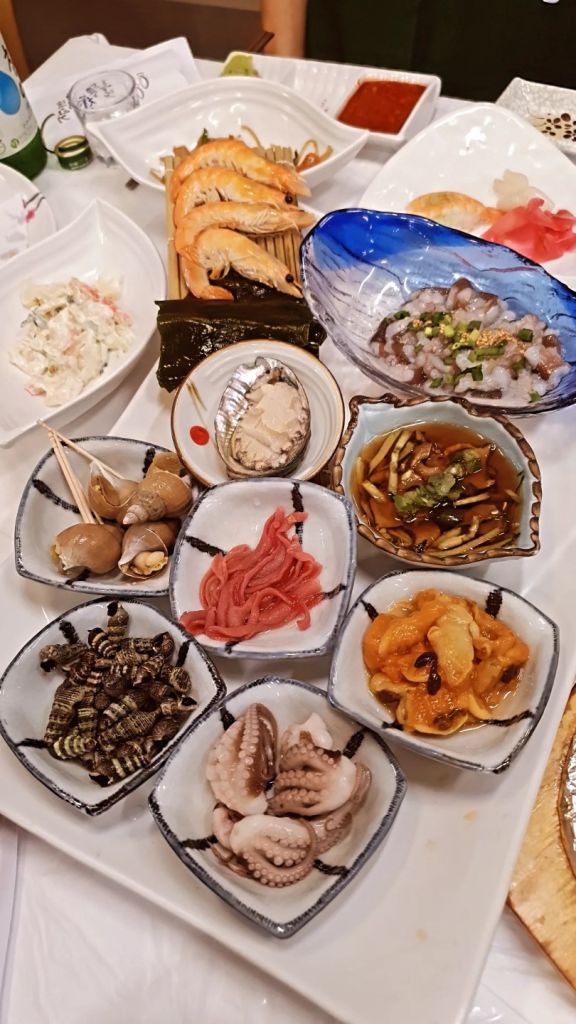 운하 회 대게 식당