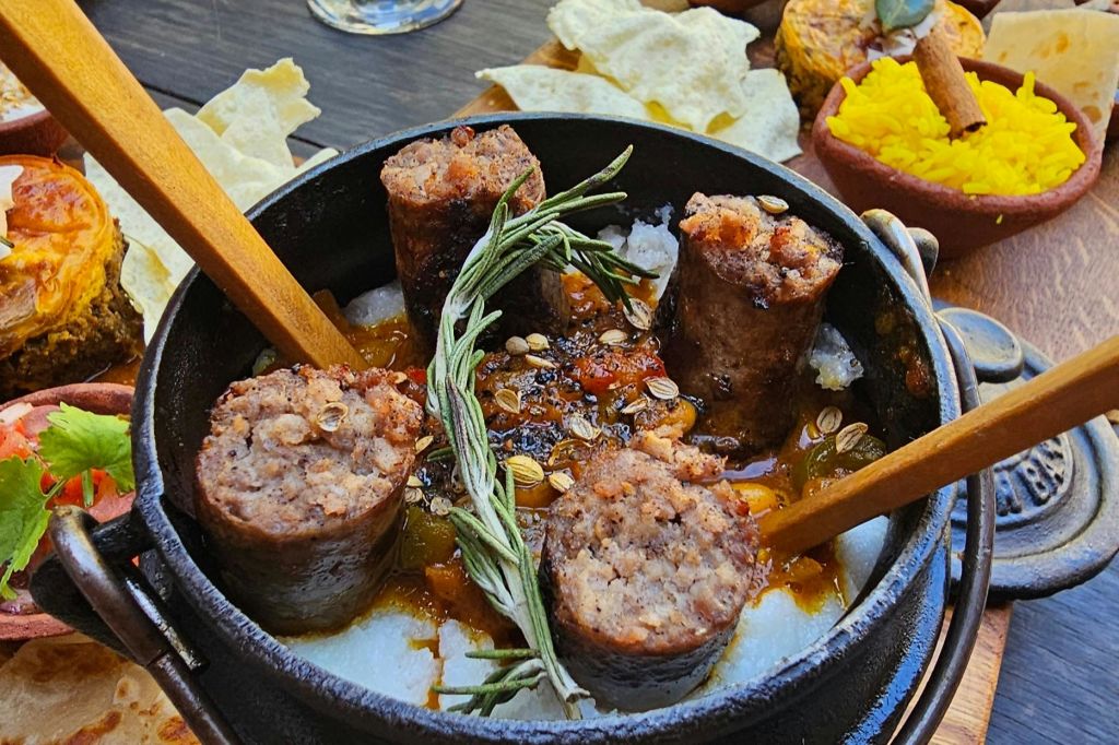 전통 소시지 만들기 투어