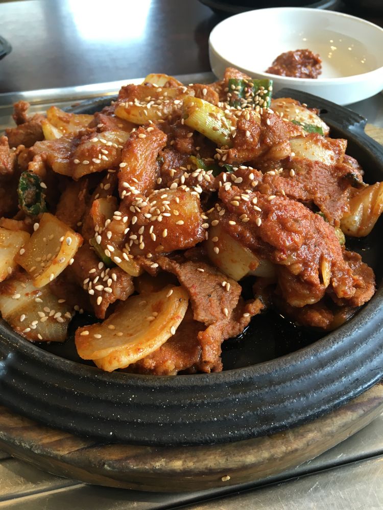 돌실숯불회관
