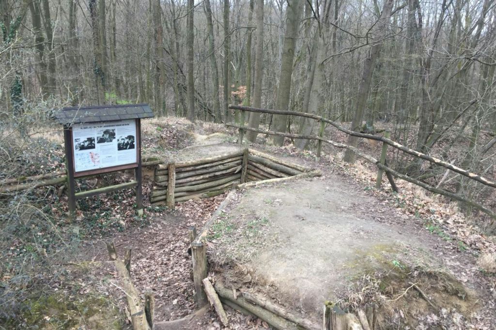 주코프 원수의 관측 참호.