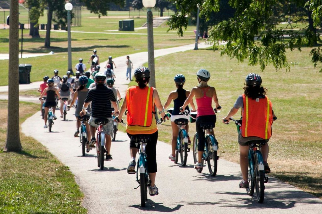 호숫가 지역 자전거 투어