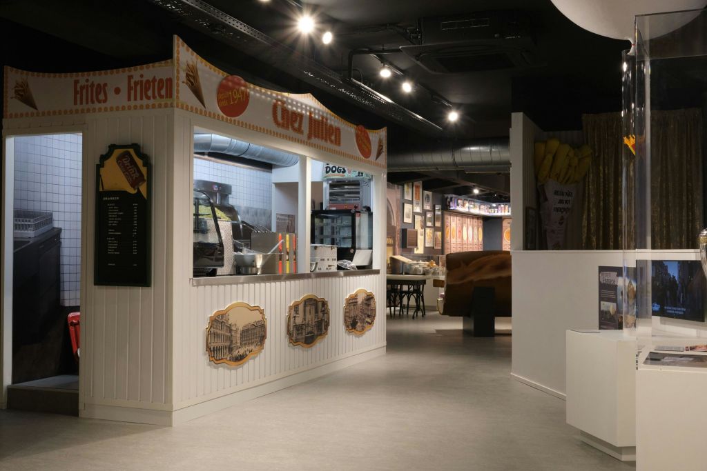 전형적인 벨기에 프릿코트!