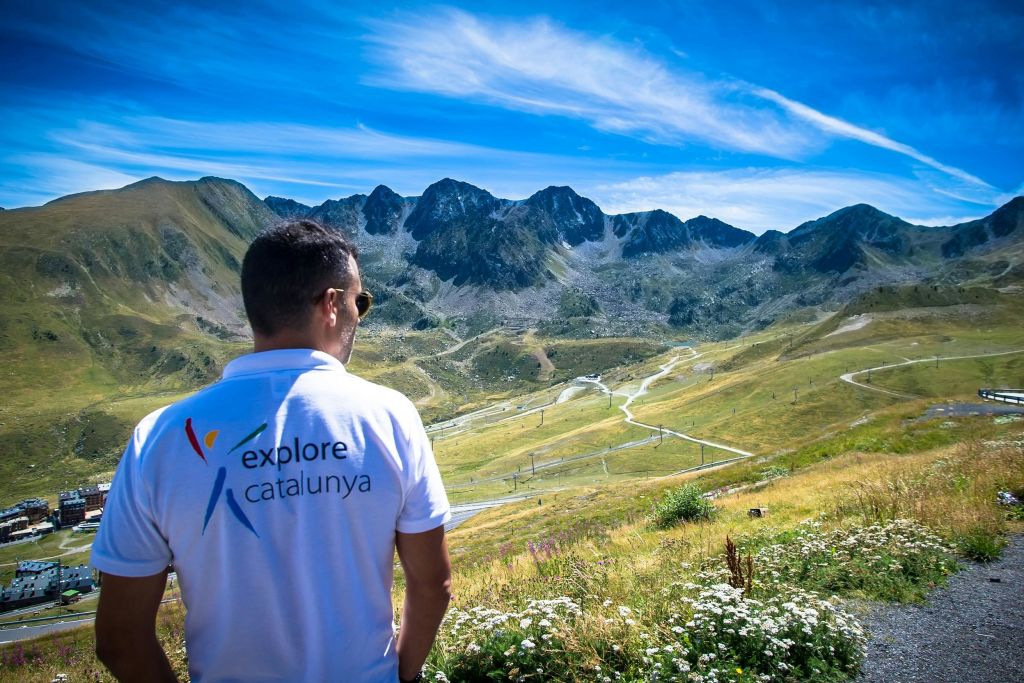 안도라 국경에서 바라본 산의 풍경.