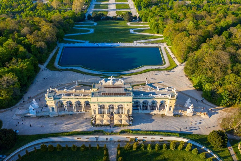 schonbrunn gloriette