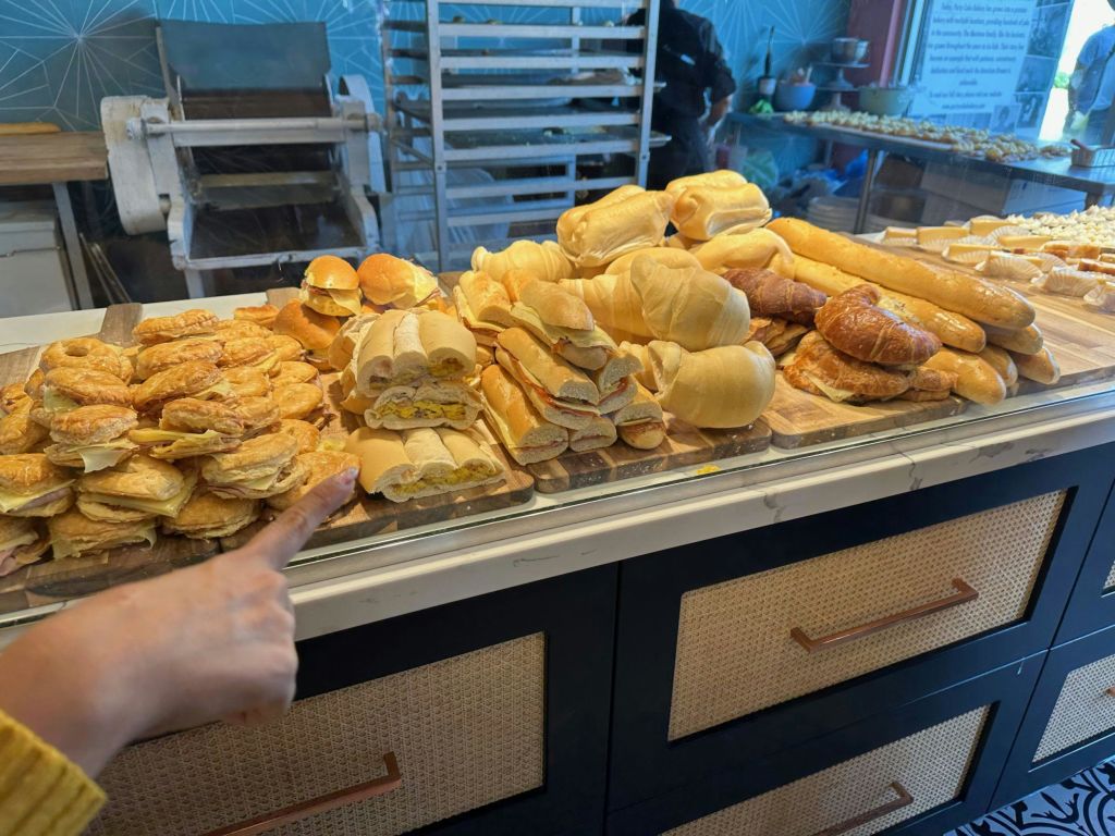 쿠바식 샌드위치와 파이