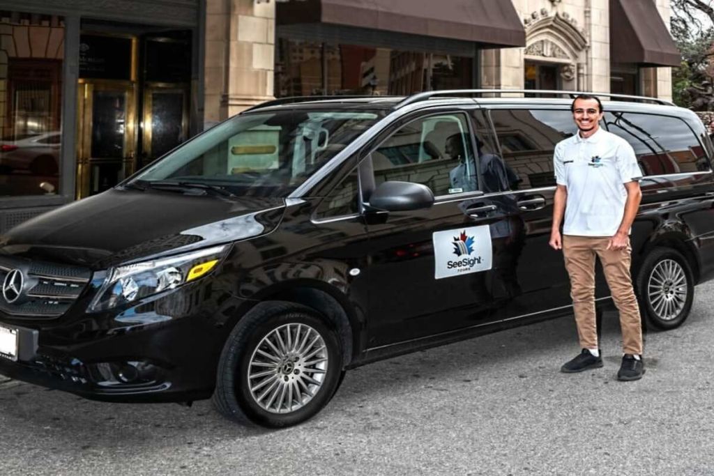 관광 투어 밴 보기