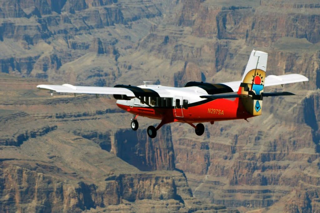 그랜드캐니언 국립공원 당일 투어 (라스베이거스 출발) (험머 투어, 헬리콥터 옵션 투어 포함)