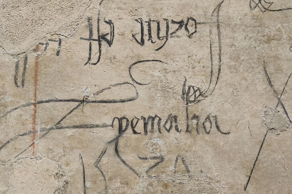 스테리 - 키아로몬테 궁전