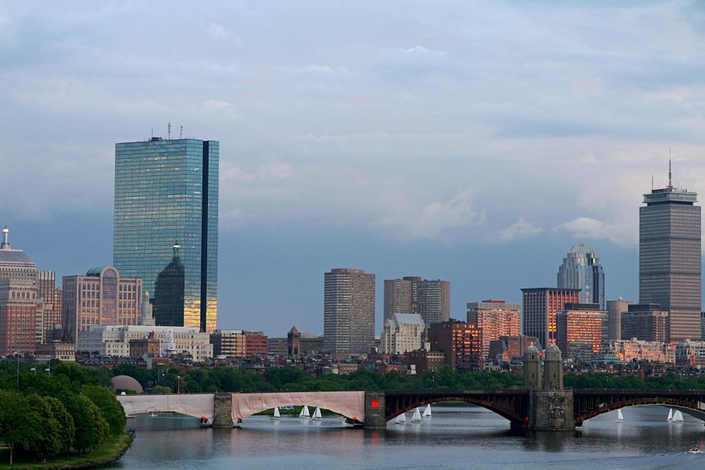 케임브리지에서 바라보는 보스턴의 풍경