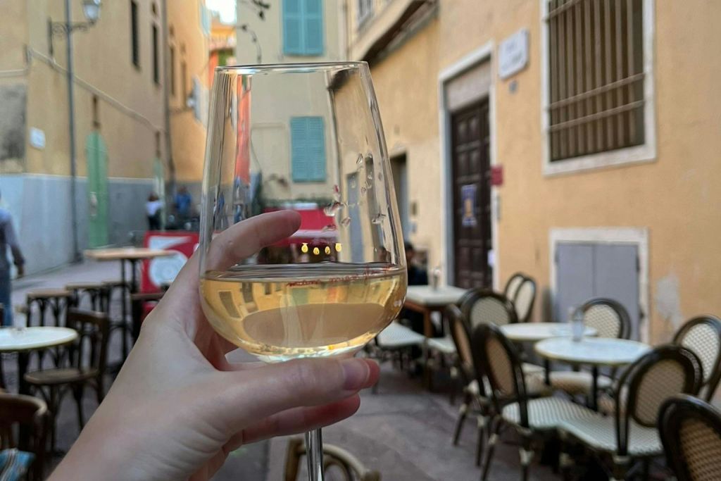 프로방스식 식전주