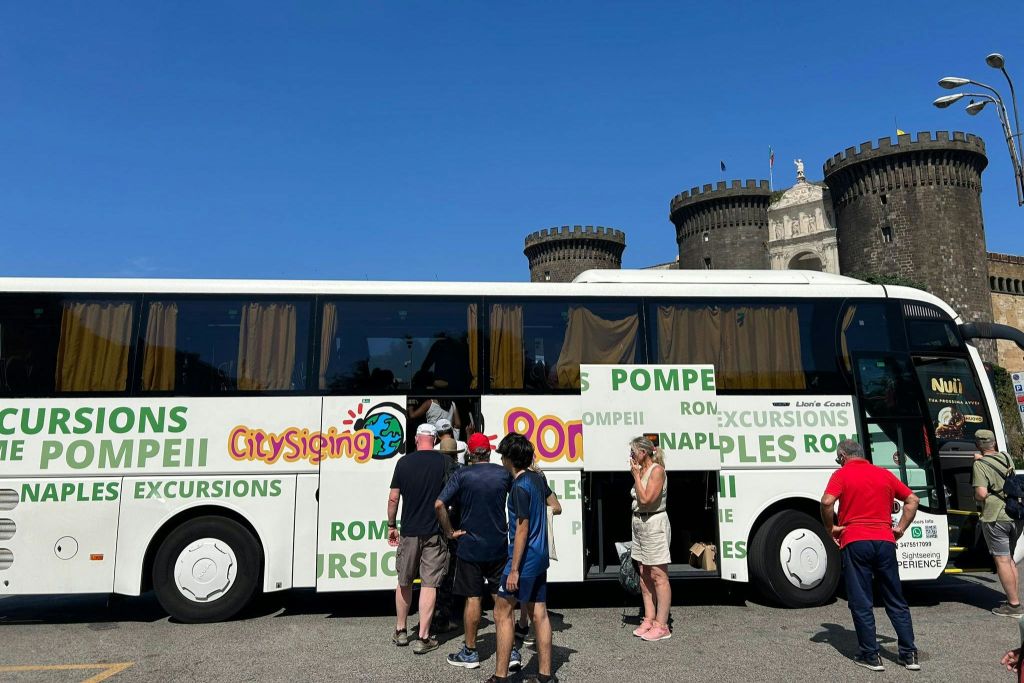 폼페이와 나폴리 투어 (로마 출발)