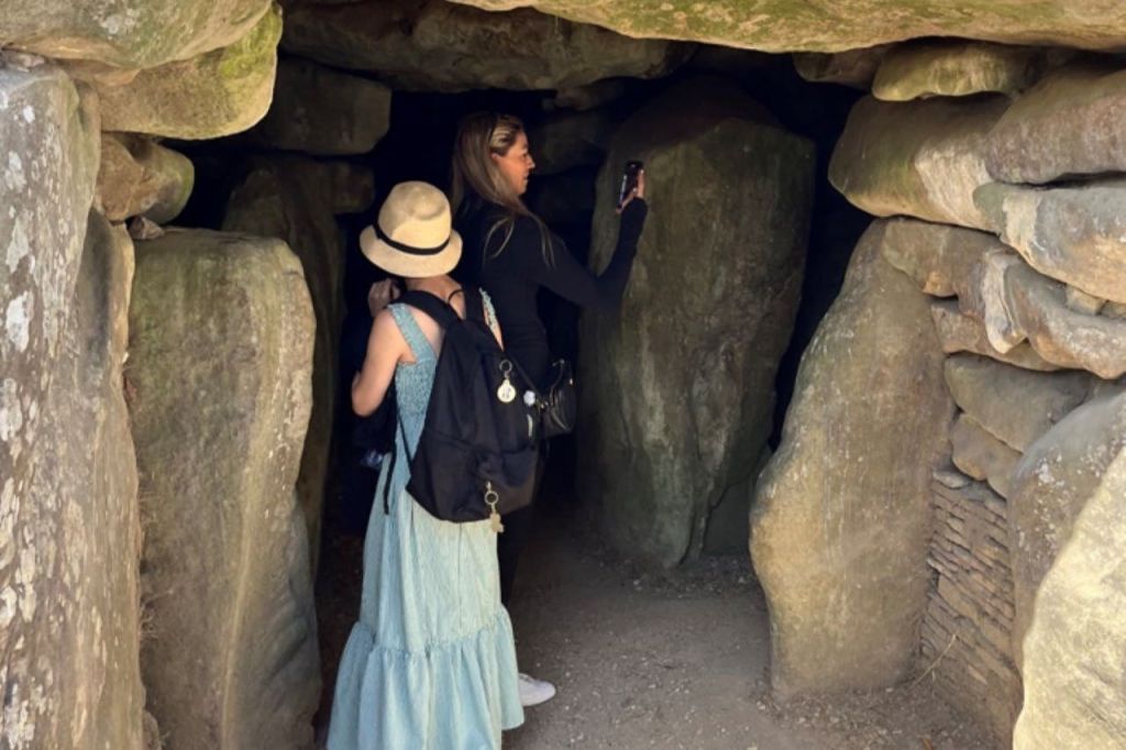 웨스트 케넷 롱 배로우