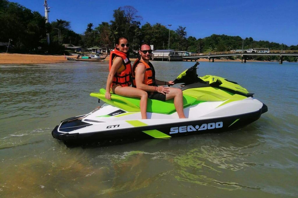 여행 내내 잊지 못할 추억과 멋진 사진을 담아보세요.