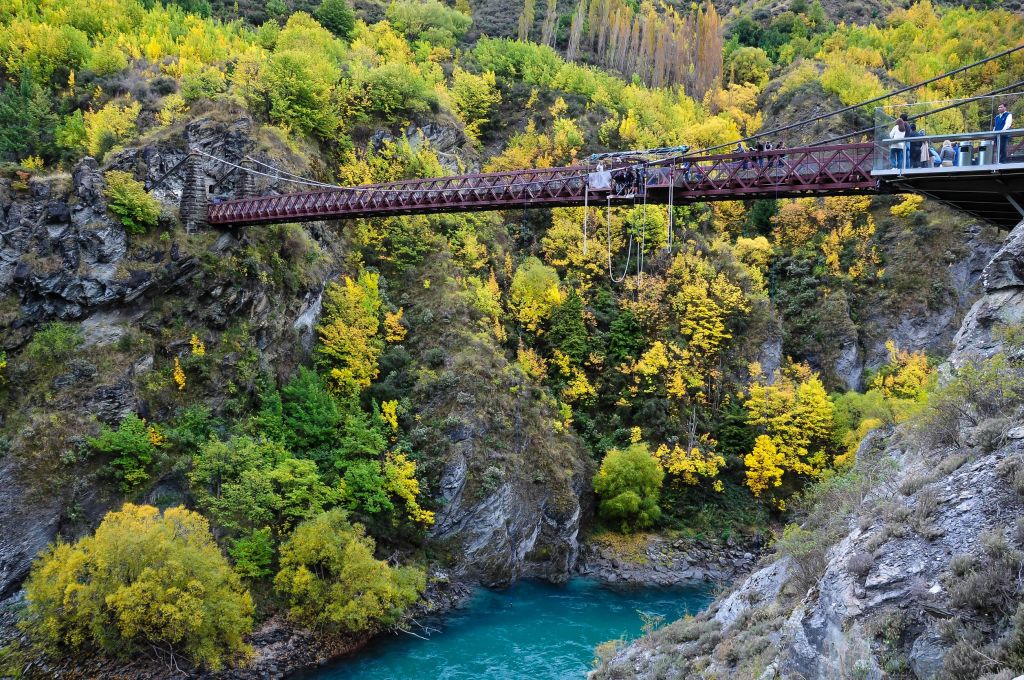 에이제이 해켓 카와라우 번지 센터