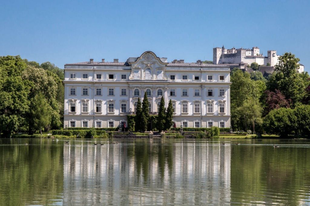 슈니첼과 국수가 함께하는 사운드 오브 뮤직 투어