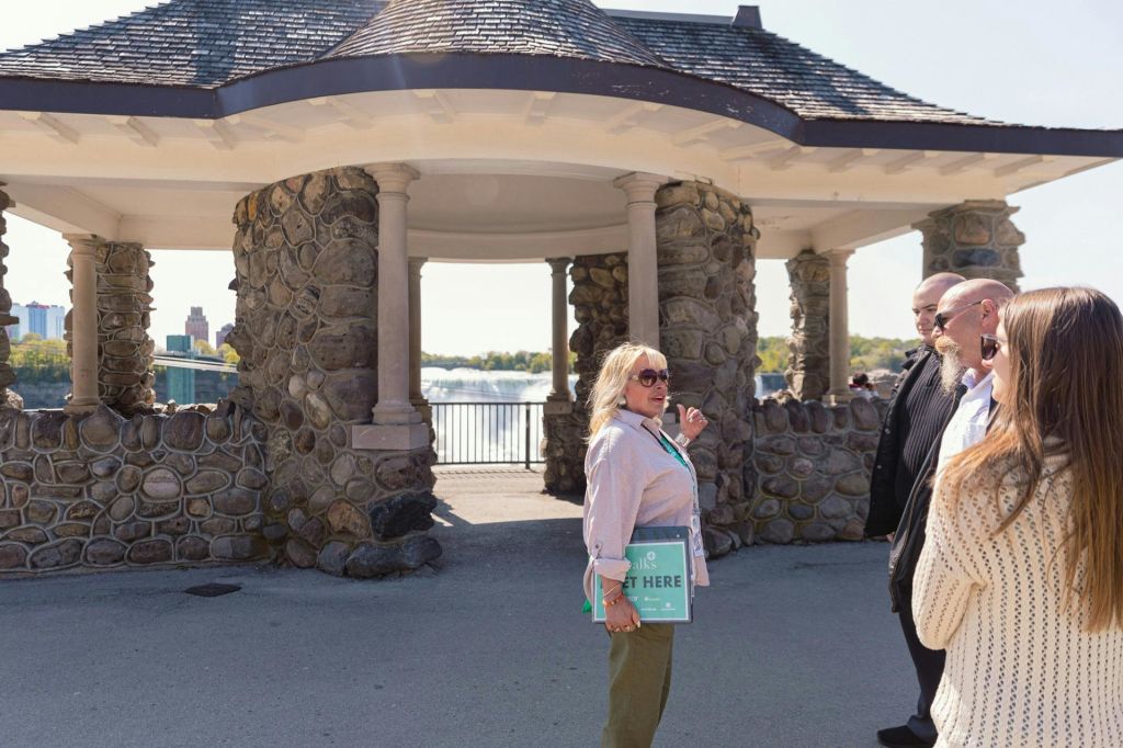 Niagara Falls Tour: Boat Ride & Journey Behind the Falls