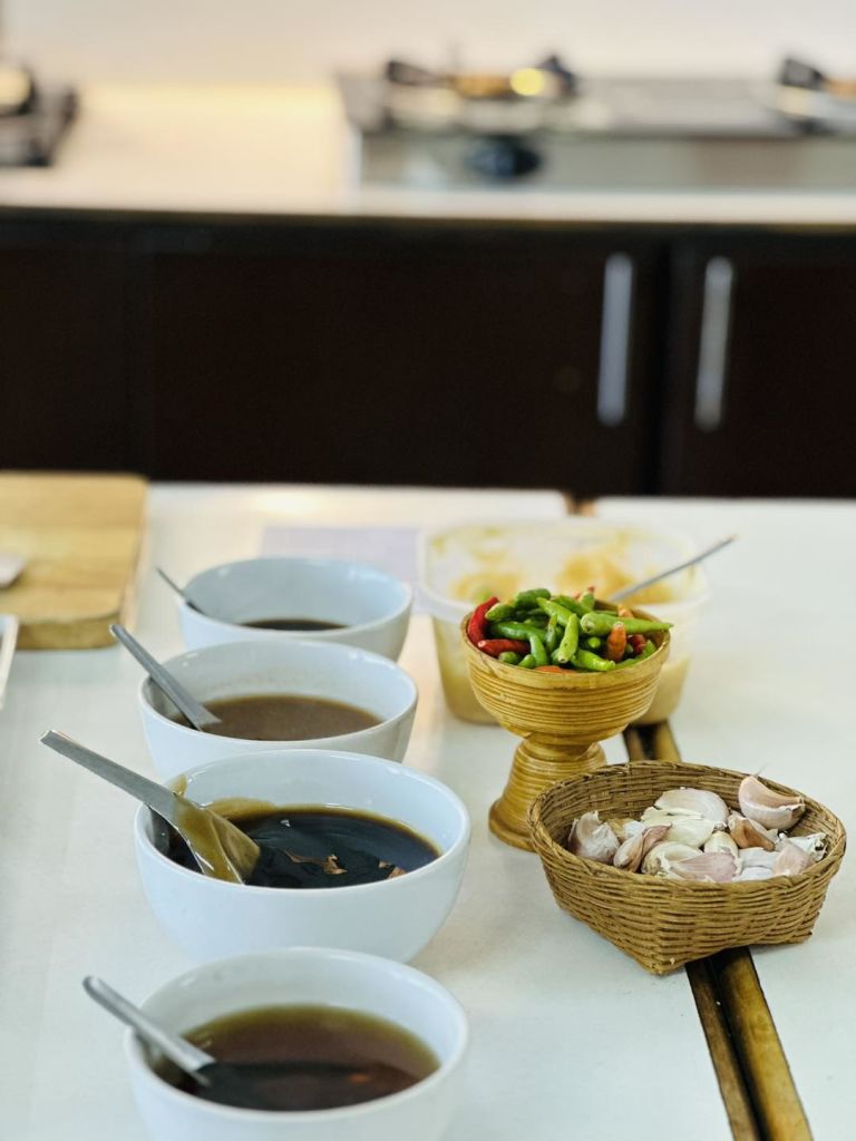 바질 쿠커리 스쿨