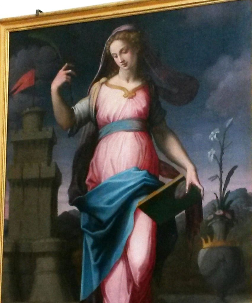 파란색 띠가 달린 분홍색 드레스를 입고 책과 야자나무 가지를 들고 흐린 하늘과 건축물을 배경으로 한 여성의 그림.