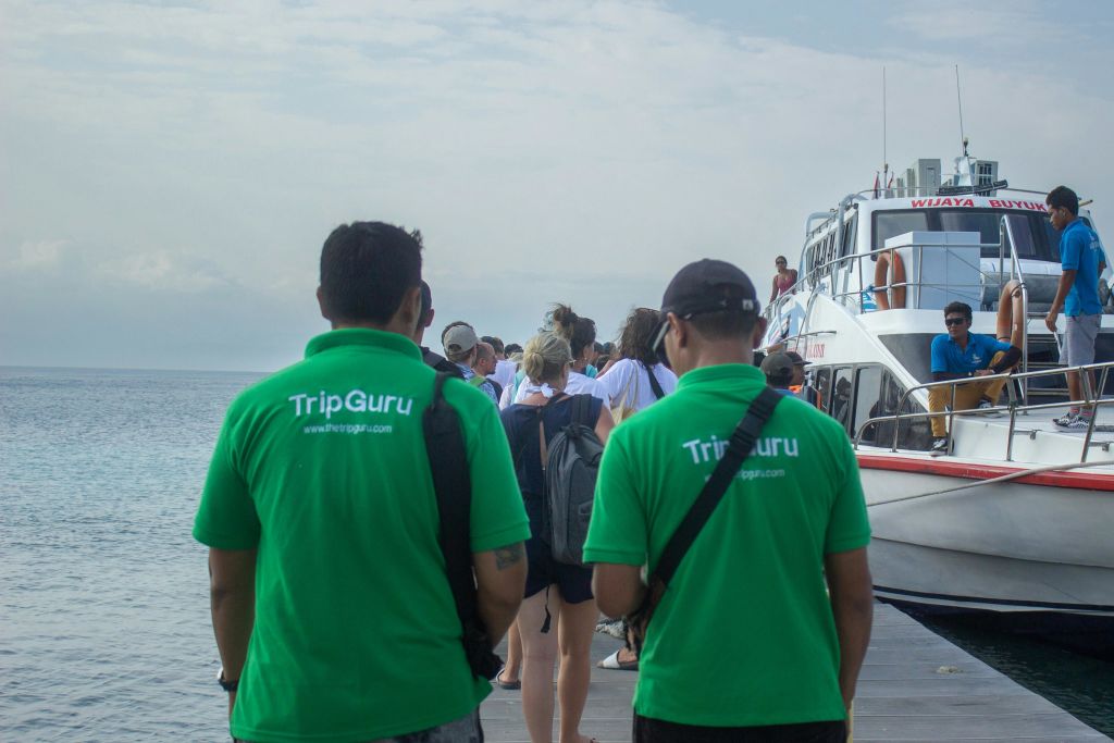 이 동부 누사페니다 투어에서 친절한 현지 가이드와 함께 자연의 아름다움에 흠뻑 빠져보세요.