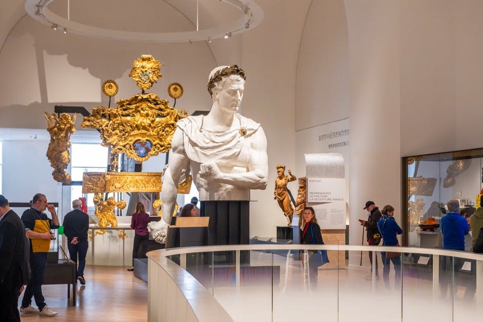 라 레알 장식과 피규어헤드