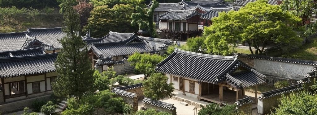 퇴계 이황을 기리는 도산서원