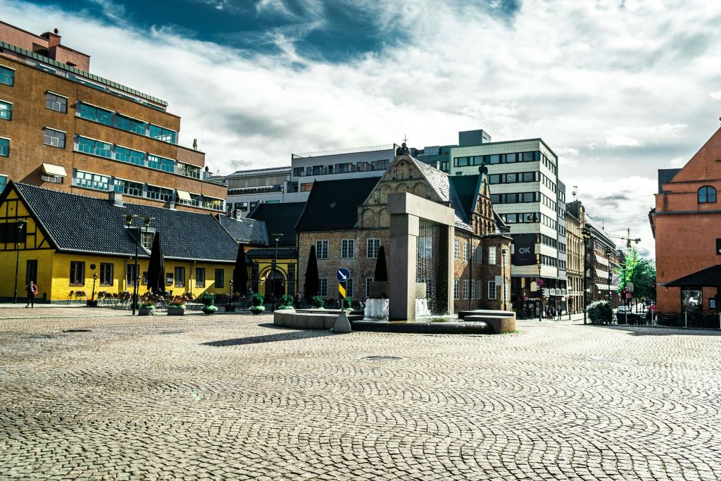 장갑을 낀 크리스티아니아 토르브