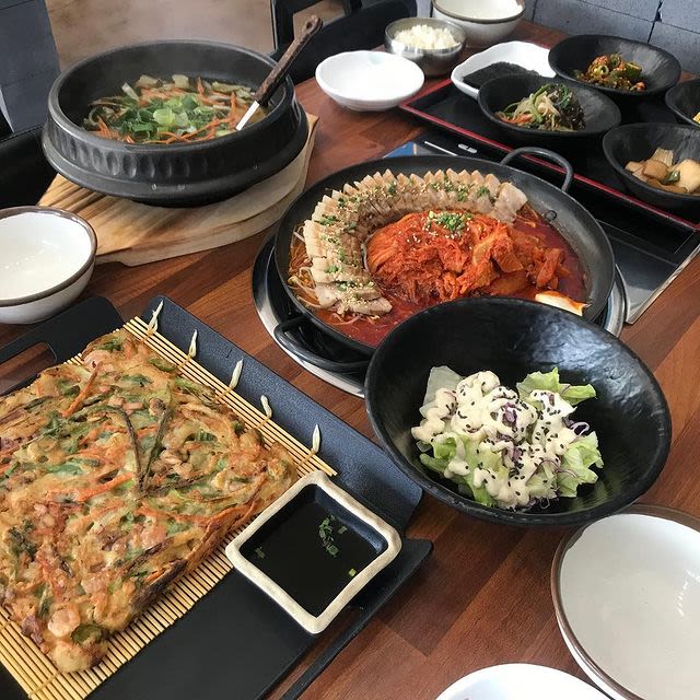백년 본가 김치찜