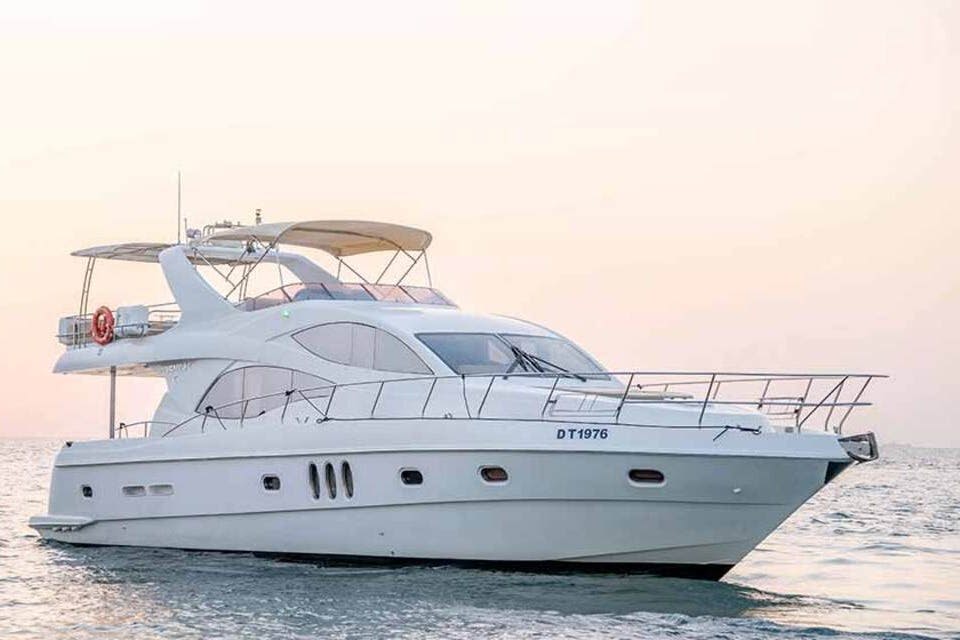 61피트 럭셔리 요트 전세 - 실버크리크