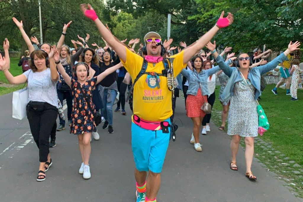 사일런트 디스코 어드벤처