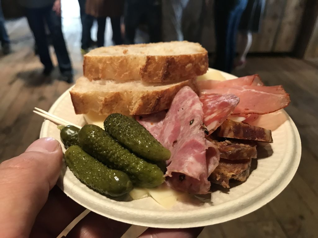 음식도 너무 맛있었어요. 행복한 순간 +_+