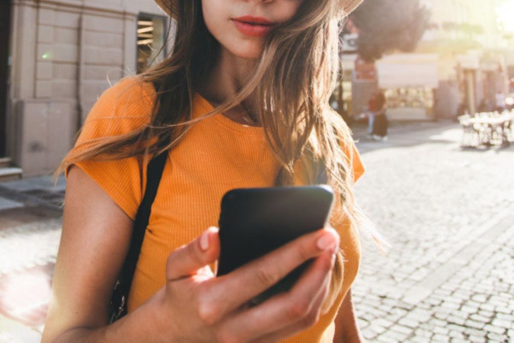 도시에 있는 7개의 박물관을 방문할 수 있는 오디오 가이드.