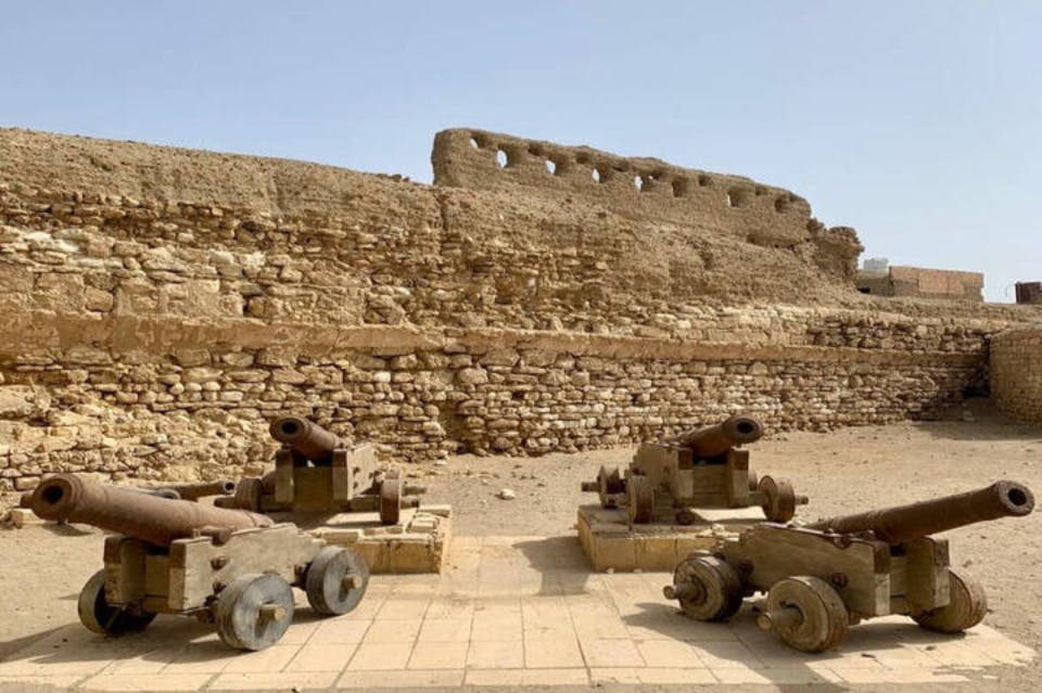 엘쿠세이르 성의 전쟁포 (1)