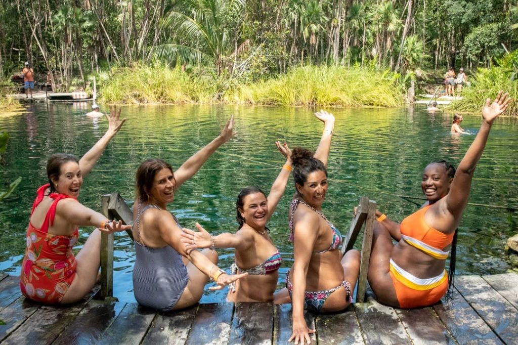 세노테에서 그룹 만들기