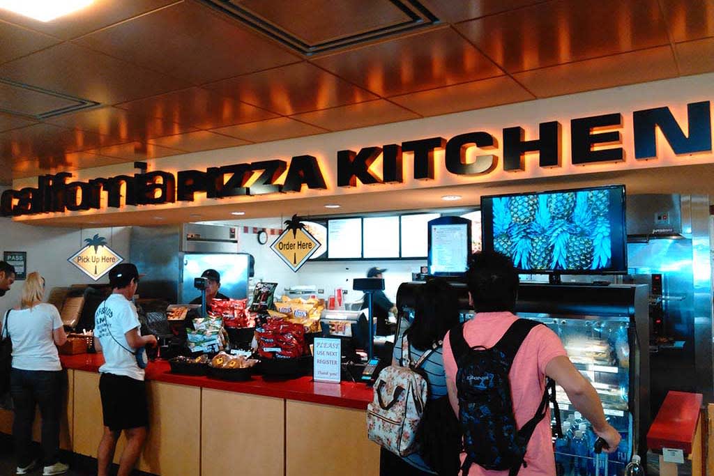 캘리포니아 피자 키친 호놀룰루 국제공항 점