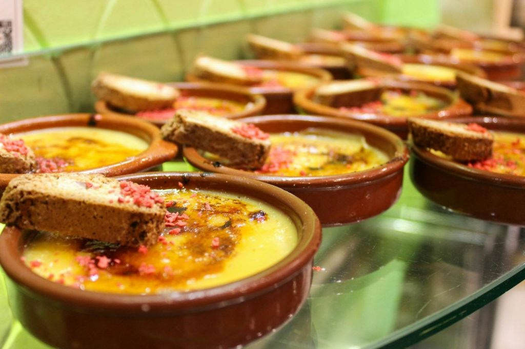 뷔페 저녁 식사