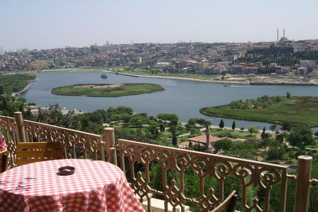 피에르로티 카페