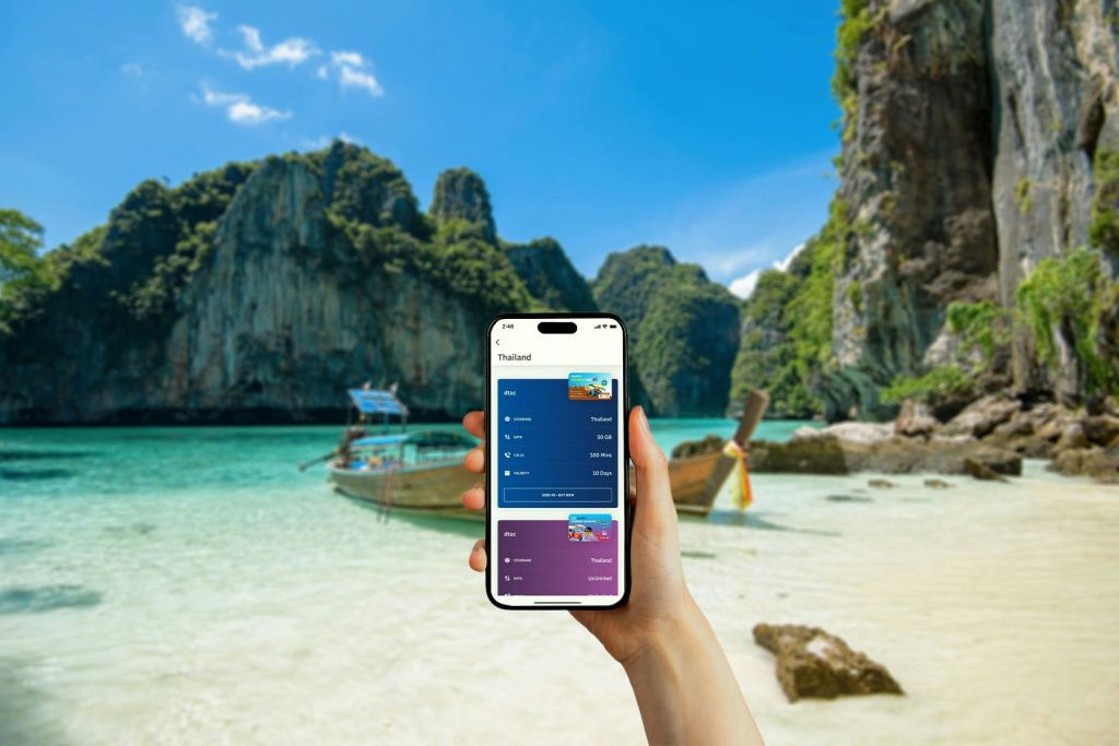 IOS 및 Android 모바일 장치에 eSIM을 쉽게 설치하고 활성화할 수 있습니다. ESIM으로 기기를 적용할 수 있는지 확인하세요.