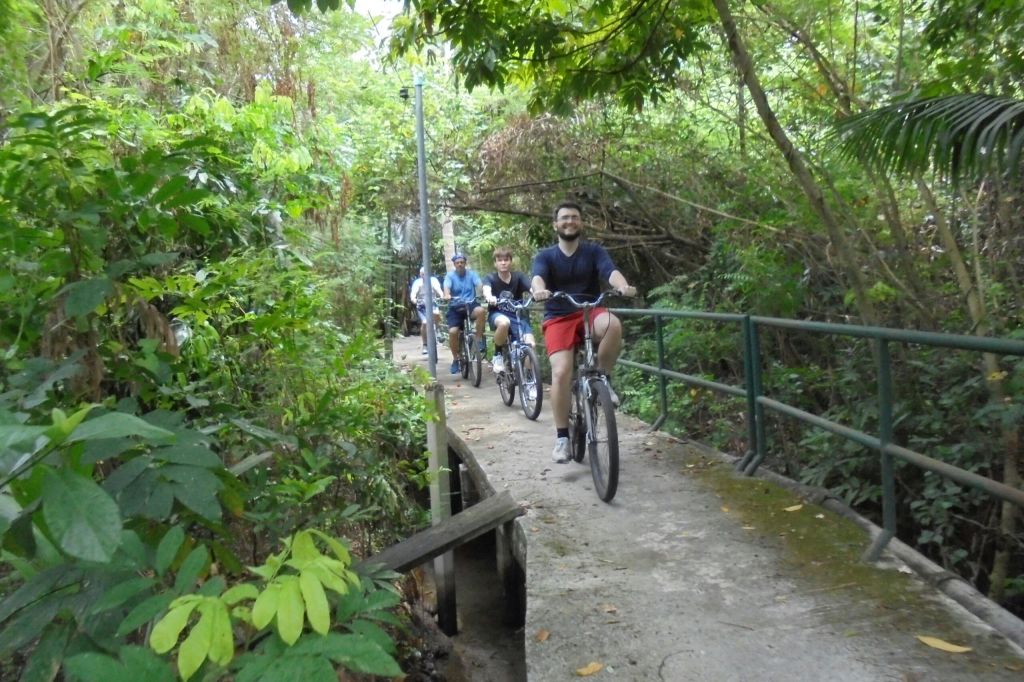 아침에 즐기는 자전거 투어