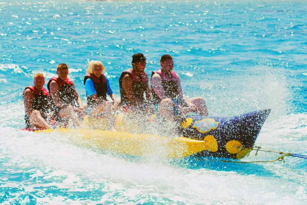 돌핀 하우스 로얄 VIP 씨트립 수상 스포츠 교통편 후르가다