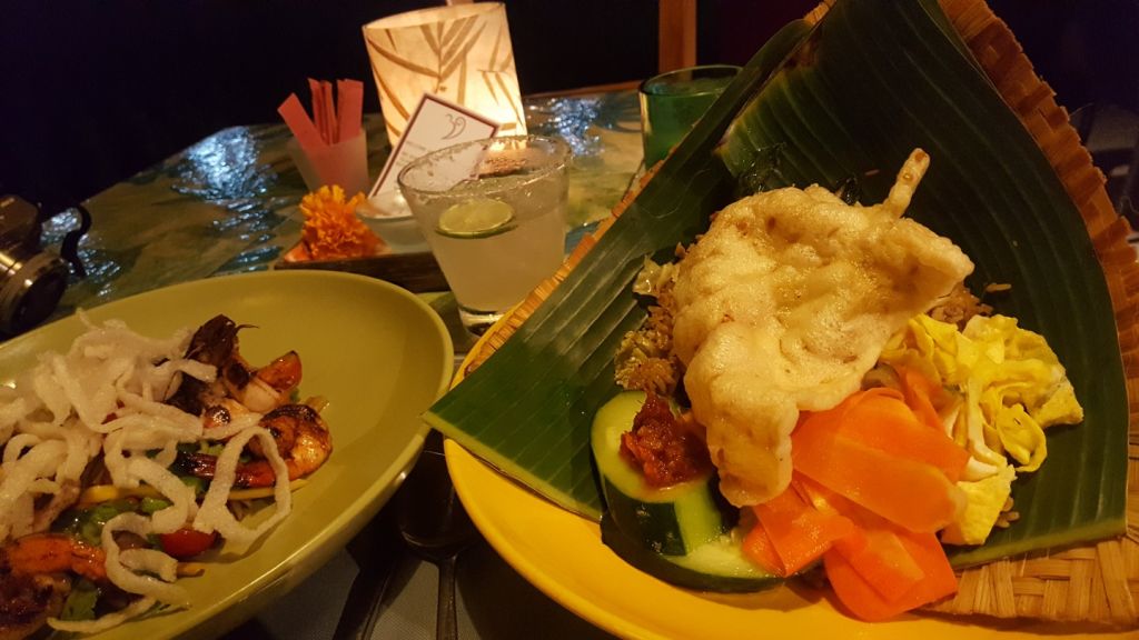 쓰리 몽키즈 카페 우붓 점