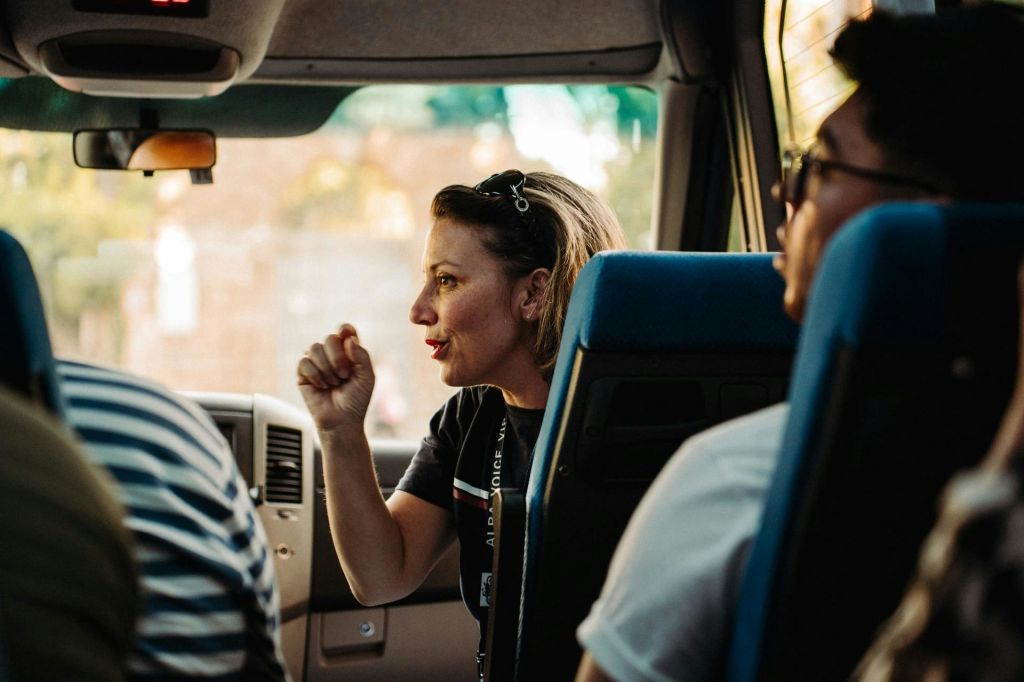 텍스트는 이미 영어로 되어 있습니다.