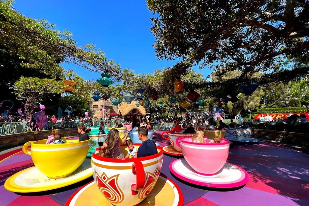 3-Day Park Hopper with Optional Gene +