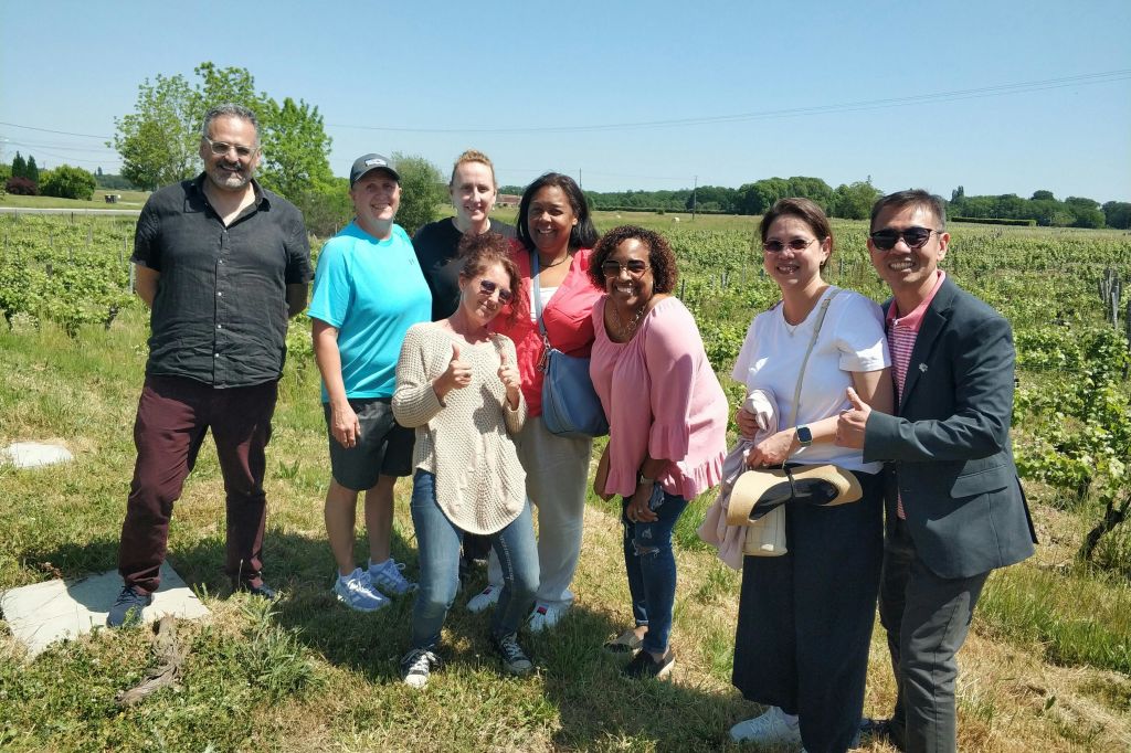 야생에서 즐기는 테이스팅