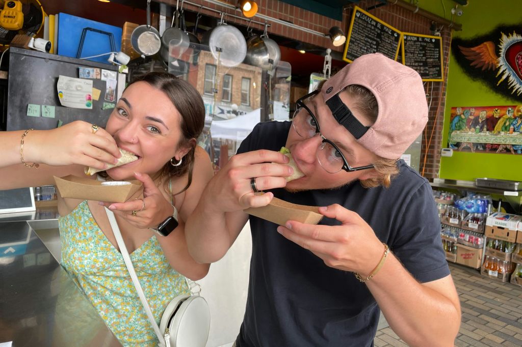 코라손데마이스에서 즐기는 타코