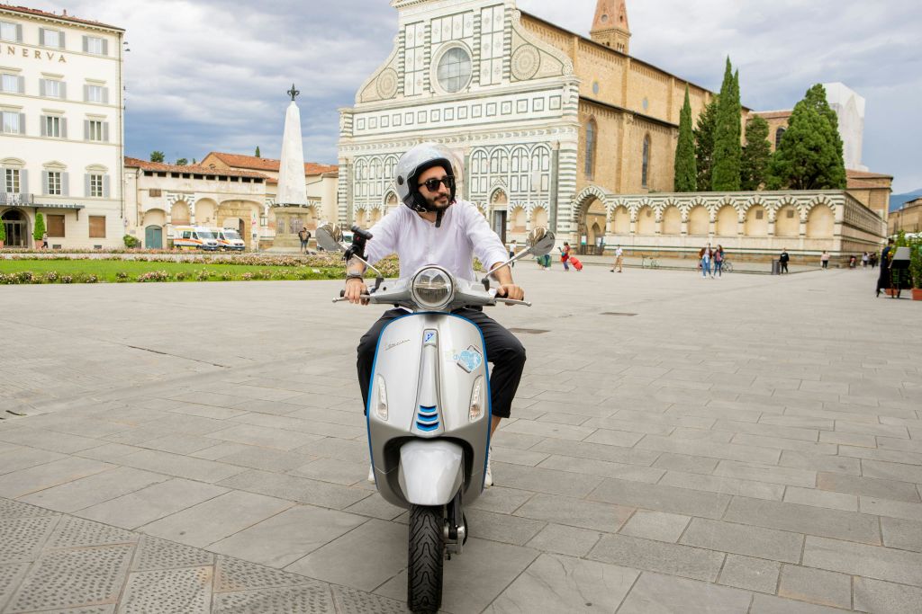 전기 베스파 타고 즐기는 투어