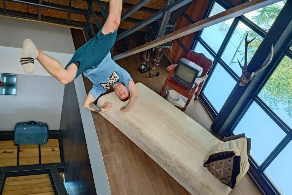 카사 알 레베스