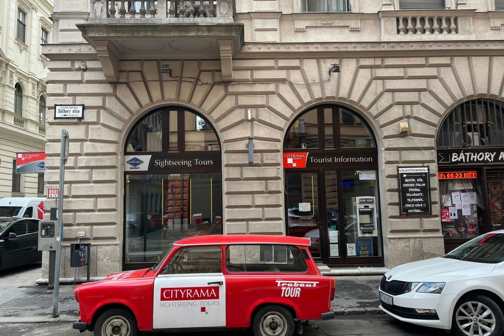 시티 드라마 부다페스트. 픽업 지점.