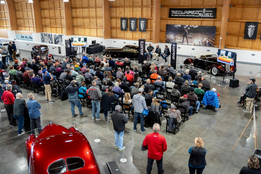 미국 자동차 박물관 (LeMay – America 's Car Museum) 에서 진행되는 독점 팟캐스트 이벤트