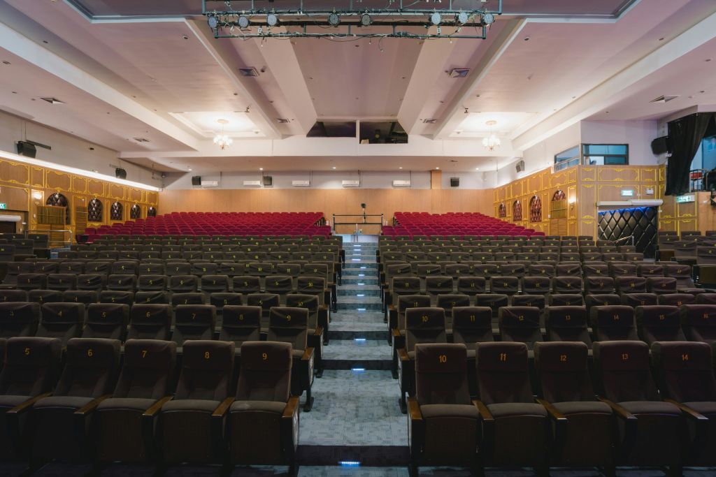 극장 내부 좌석